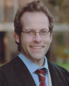 Headshot of professor Simon Gathercole